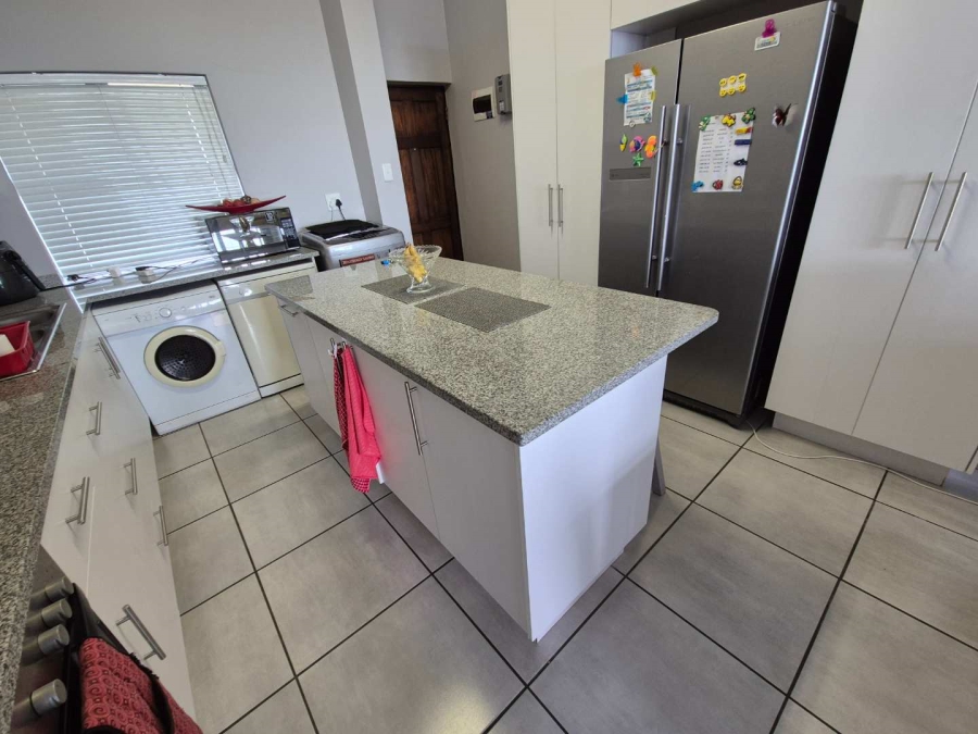 2 Bedroom Property for Sale in Island View Western Cape